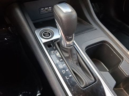 Used 2023 Nissan Sentra SV image 14