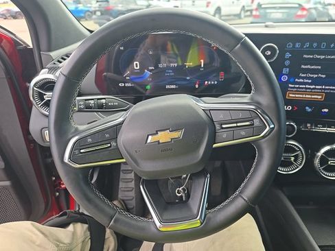 Used 2024 Chevrolet Blazer EV LT AWD/4WD image 12