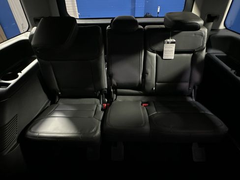 New 2025 Ford Expedition Active image 37