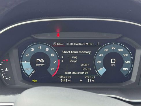 Used 2025 Audi Q3 2.0T Premium w/ Convenience Package image 27