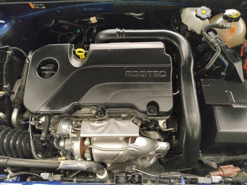 Used 2023 Chevrolet Malibu LT w/ LPO, Floor Liner Package FWD image 30