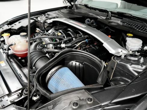 Used 2018 Ford Mustang Shelby GT350 w/ Electronics Package image 34