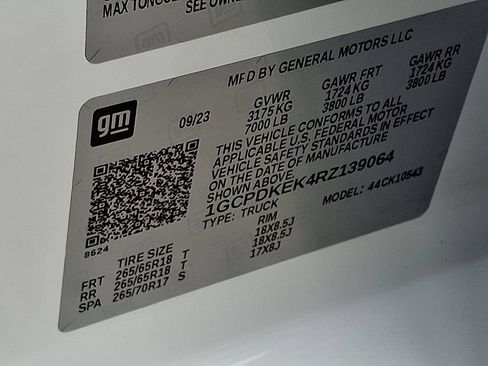 Certified 2024 Chevrolet Silverado 1500 LT AWD/4WD image 26