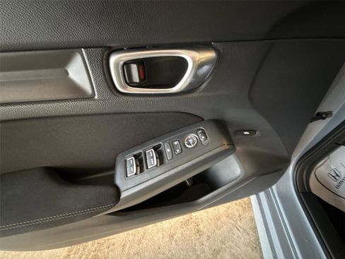 Used 2023 Honda Civic Sport image 15