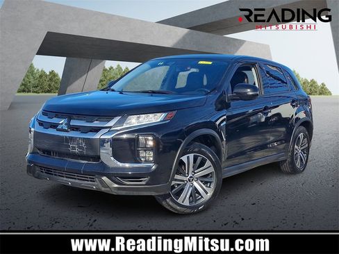 Used 2024 Mitsubishi Outlander Sport SE image 1