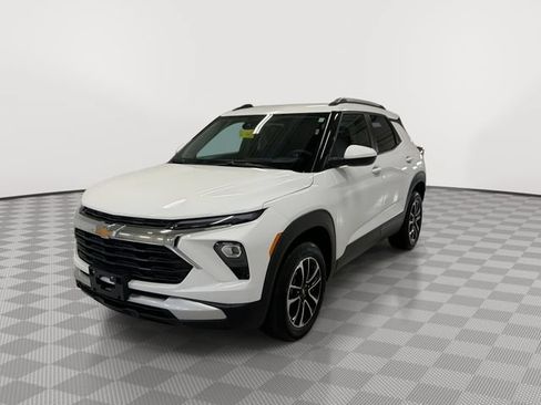 Certified 2025 Chevrolet TrailBlazer LT AWD/4WD image 4