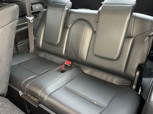 Used 2024 Mitsubishi Outlander SE image 16