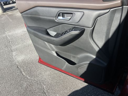 Certified 2023 Nissan Rogue SV w/ SV Premium B Package image 15