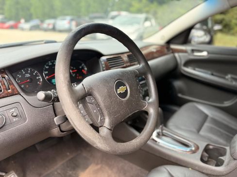 Used 2015 Chevrolet Impala LTZ image 10