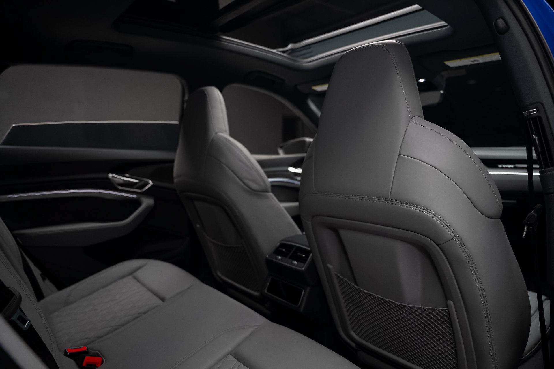 Used 2024 Audi SQ8 e-tron Premium Plus AWD/4WD image 73