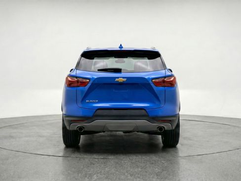 Used 2025 Chevrolet Blazer LT FWD image 7