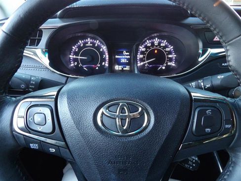 Used 2014 Toyota Avalon image 21