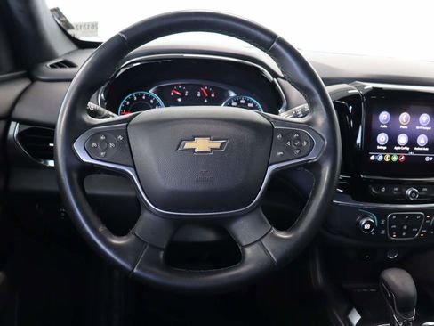 Certified 2023 Chevrolet Traverse LT FWD image 9