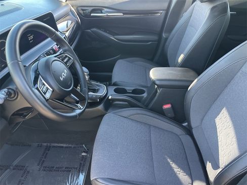 Certified 2024 Kia Seltos S image 18