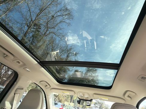 Certified 2023 Volvo XC90 B5 Plus w/ Protection Package Premier image 21