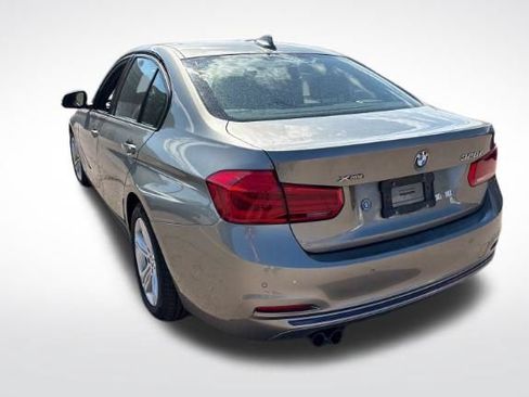 Used 2016 BMW 328i xDrive Sedan AWD/4WD image 5