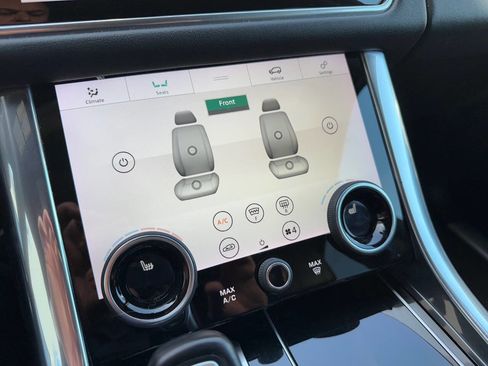 Used 2018 Land Rover Range Rover Sport HSE image 39