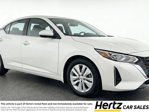 Used 2025 Nissan Sentra S image 1