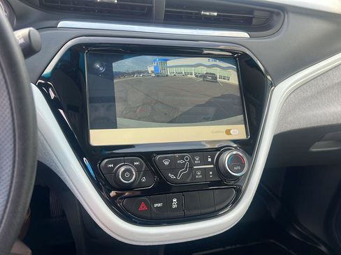 Used 2020 Chevrolet Bolt LT image 18