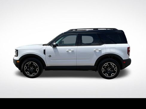 Used 2025 Ford Bronco Sport Outer Banks AWD/4WD image 14