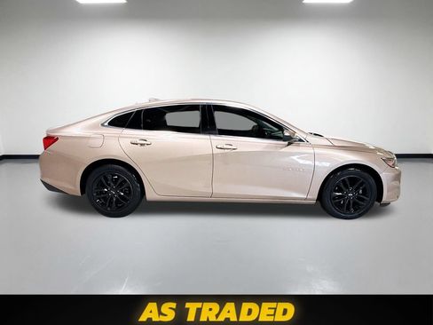 Used 2018 Chevrolet Malibu LT FWD image 6