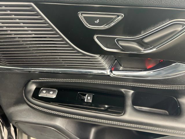 Used 2022 Lincoln Corsair AWD w/ Premium Package image 26