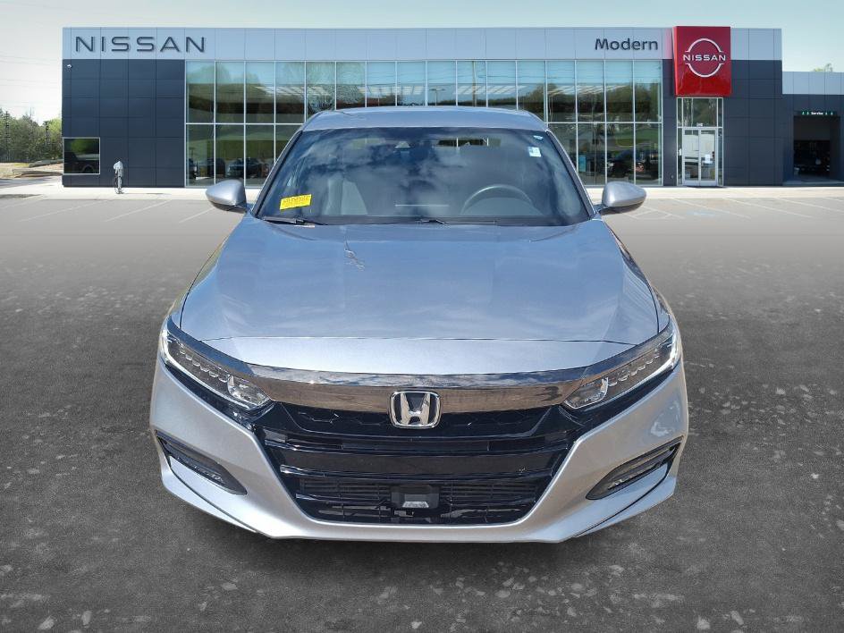 Used 2019 Honda Accord Sport image 2