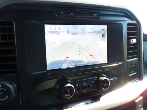 Used 2021 Ford F150 XLT w/ XTR Package image 16