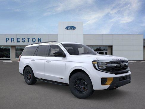 New 2025 Ford Expedition Tremor image 7