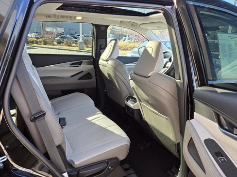 New 2026 INFINITI QX60 Pure w/ Cargo Package image 18