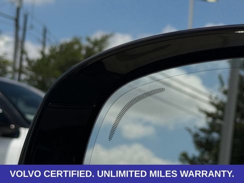 Certified 2024 Volvo XC60 T8 Ultimate w/ Protection Package Premier AWD/4WD image 37
