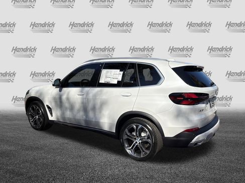 Used 2026 BMW X5 xDrive40i AWD/4WD image 8