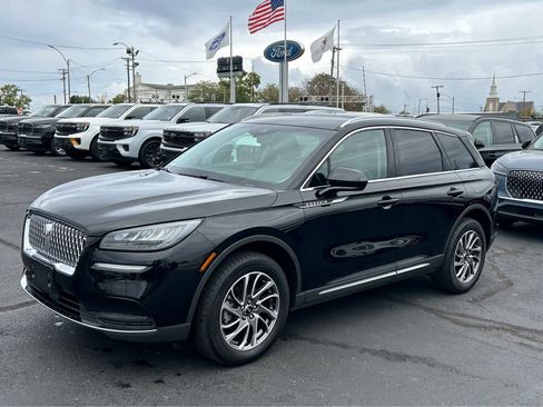 Used 2022 Lincoln Corsair FWD w/ Equipment Group 101A image 2