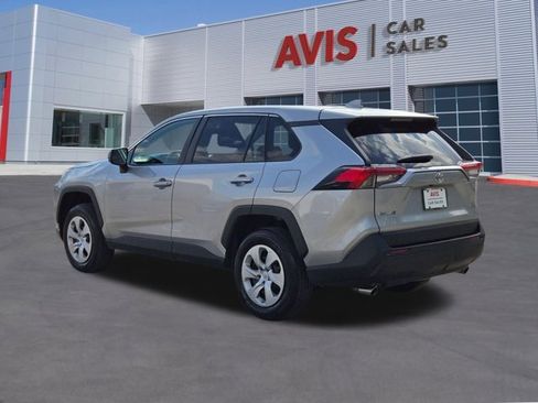 Used 2024 Toyota RAV4 LE image 9