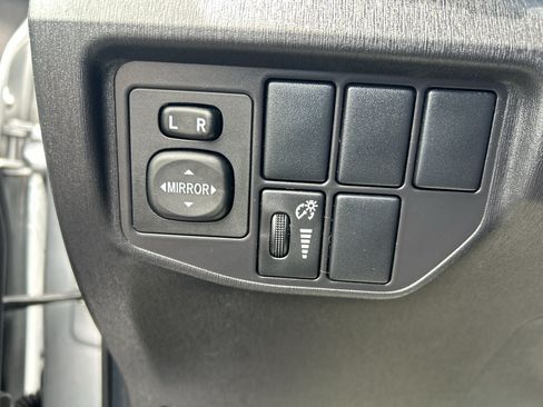 Used 2012 Toyota Prius Two FWD image 15