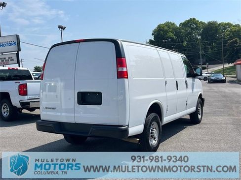 Used 2022 Chevrolet Express 2500 Work Van w/ Driver Convenience Package image 5