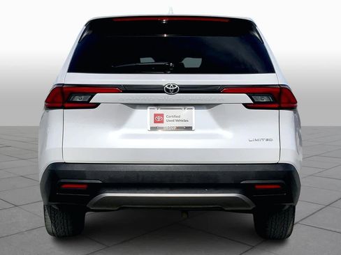 Certified 2024 Toyota Grand Highlander Limited image 5