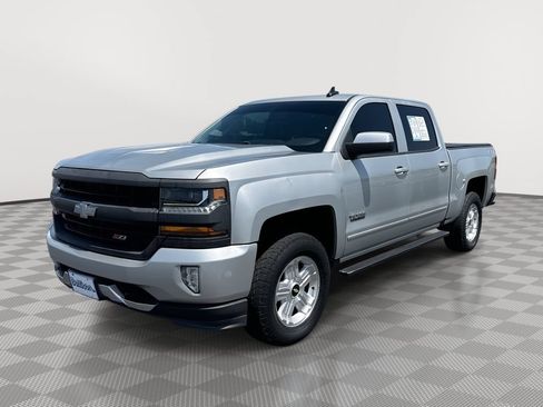 Used 2018 Chevrolet Silverado 1500 LT w/ Texas Edition AWD/4WD image 1