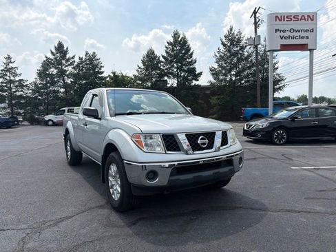 Used 2007 Nissan Frontier SE w/ Power Pkg AWD/4WD image 2