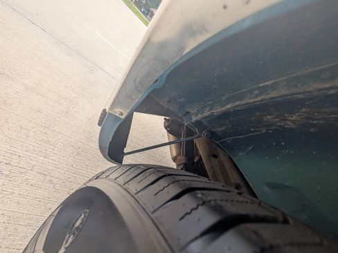 Used 1998 Chevrolet Silverado 1500 2WD Regular Cab w/ Preferred Equipment Group 2 image 10