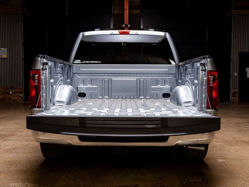 Used 2025 Ford F150 XL w/ Equipment Group 103A High image 9