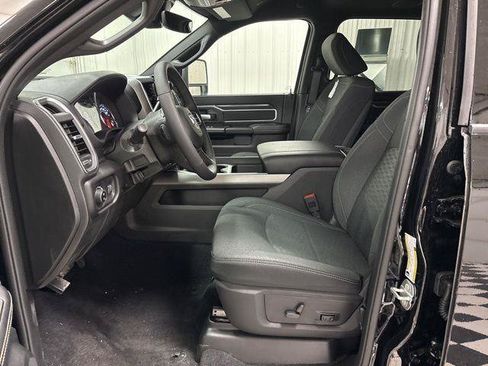 New 2026 RAM 2500 Big Horn AWD/4WD image 7