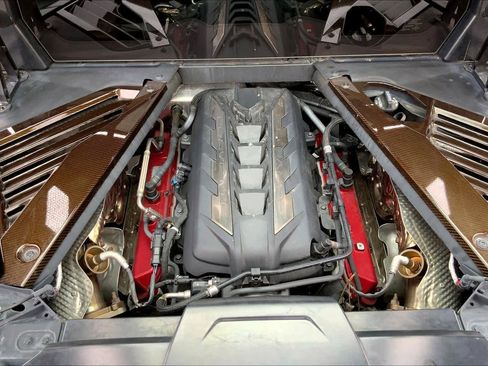 Used 2021 Chevrolet Corvette Stingray Preferred Cpe w/ Z51 Performance Package RWD image 32