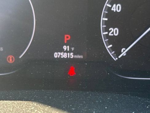Used 2018 Honda Accord Touring image 1