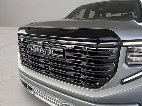 Used 2025 GMC Sierra 1500 Denali Ultimate image 2