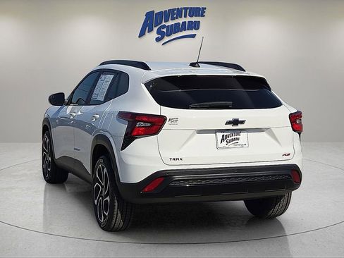 Used 2024 Chevrolet Trax RS w/ Driver Confidence Package image 5