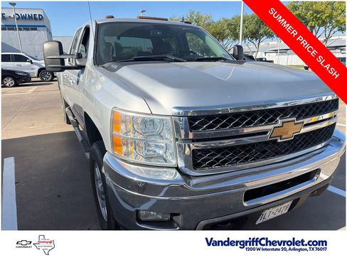 Used 2013 Chevrolet Silverado 3500 LTZ w/ LTZ Plus Package RWD image 3