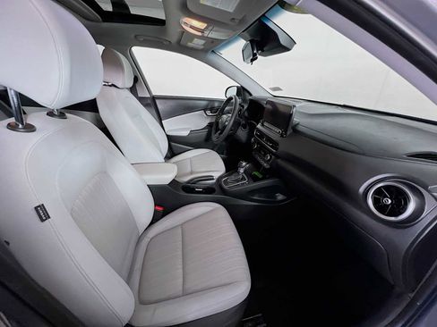 Used 2023 Hyundai Kona SEL w/ Convenience Package image 28