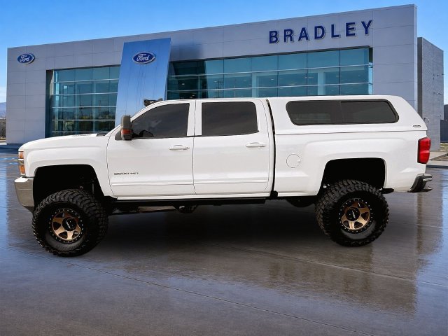 Used 2016 Chevrolet Silverado 2500 LT w/ LT Convenience Package AWD/4WD image 4