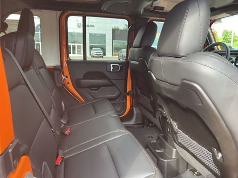 New 2025 Jeep Wrangler Unlimited Sahara w/ Safety Group AWD/4WD image 15